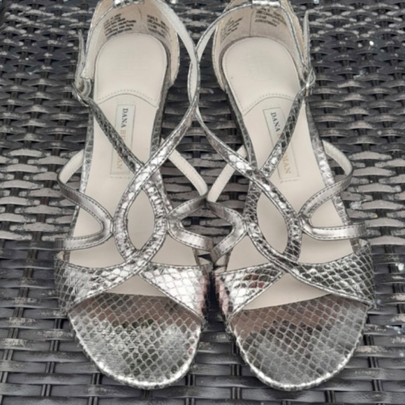 Dana Buchman Connor/Pewter wedge sandals Silver Metallic disco shiny sparkle - Picture 2 of 5